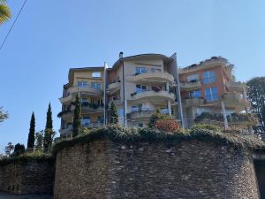 Emma in Verbania With 2 Bedrooms and 2 Bathrooms