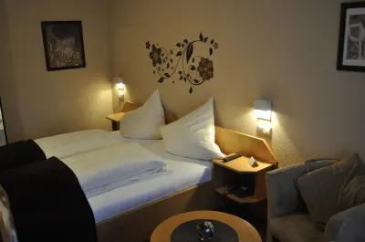 Hotel Restaurant Oliva Hotels near Lidl