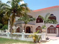 Rayon Hotel Hotels near Negril Seven Mile Beach