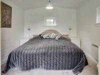 "Cedomir" - 625m from the Sea Hotels in Hornbaek