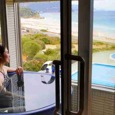 ホテル伊豆急 Rooms