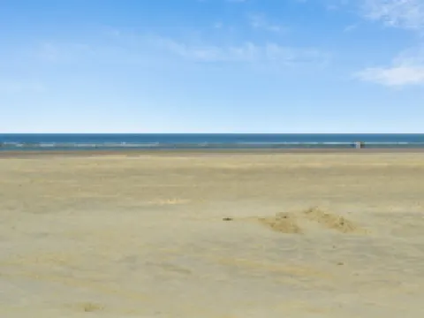 "Illughi" - 500m from the Sea