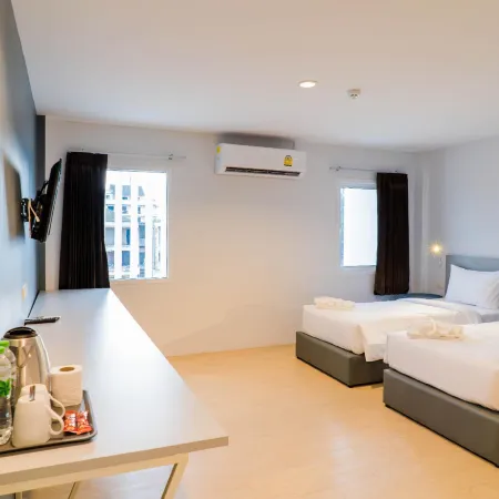 Manonta Budget Hotel Отели рядом с достопримечательностью «Автостанция Хат Яй»