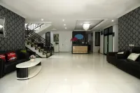 Alviry Garden BSD Hotels in Serpong Sub-District