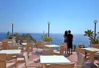 Hotel Baia Azzurra 4 stelle