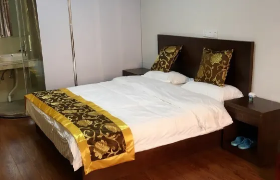 梅林生態山莊特色民宿（蕪黃高速分店）