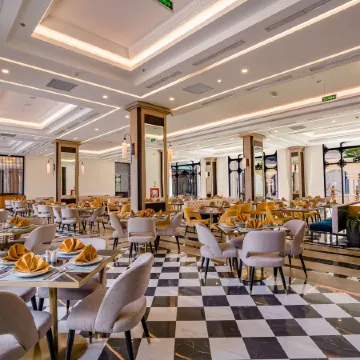 Отель Wyndham Garden Grand world Phu Quoc Отели рядом с достопримечательностью «Van beach»