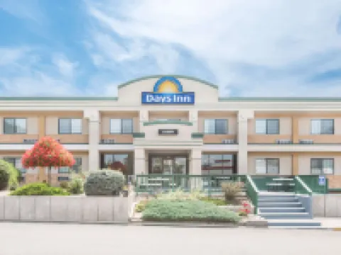 Days Inn by Wyndham West Rapid City Hotels in Pennington County
