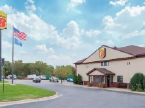 Super 8 by Wyndham Fairmont フェアモントのホテル