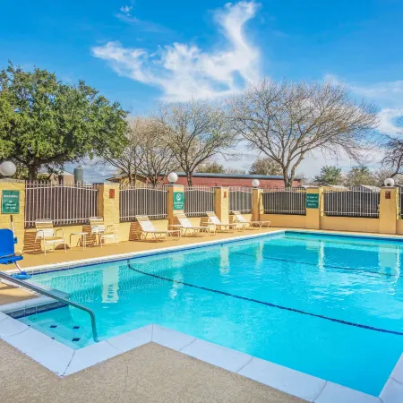 La Quinta Inn & Suites by Wyndham Beeville