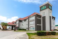 La Quinta Inn & Suites by Wyndham Seguin Hôtels à : Seguin
