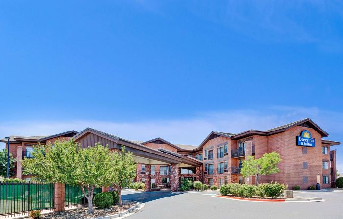Days Inn & Suites by Wyndham Page Lake Powell