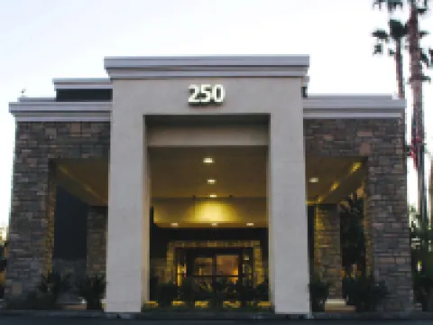 Best Western Plus Arrowhead Hotel Hoteles en Colton