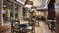 Best Western Plus Seawall Inn  Suites by the Beach