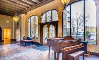 Hotel Petaluma, Tapestry Collection by Hilton