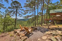 Peaceful Cabin w/ Deck + Scenic Mtn Views! - chambre d’hôtes