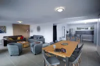 Appartement Semnoz - Vue Lac Hotels in Sévrier