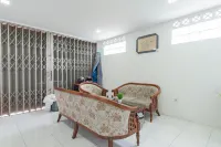 RedDoorz Syariah Near RS Hermina Sukabumi