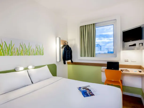 Ibis Budget Porto Alegre Hotels near 