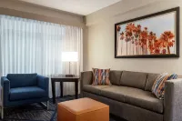 Embassy Suites by Hilton Miami International Airport - balcony
