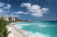 Moana Surfrider, A Westin Resort & Spa, Waikiki Beach - Romantic
