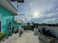 Antony Homestay Near Pantai Pasir Putih Parbaba Mitra RedDoorz Hotels in Simarmata