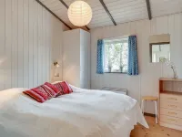 "Floria" - 1.4km from the Sea Hotels near Galleri Salshus