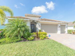 Naples Reserve Brand New 4BDR Home