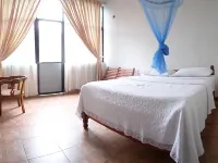 Majestic Tourist Hotel