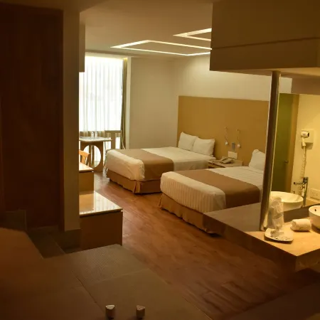 Ramada by Wyndham Mexico City Santa Fe Отели рядом с достопримечательностью «Санта-Фе»