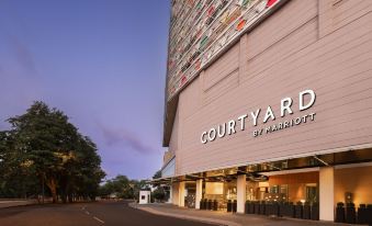 Courtyard Colombo