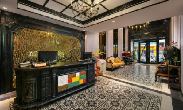 Lavender Central Hotel & Spa Hanoi