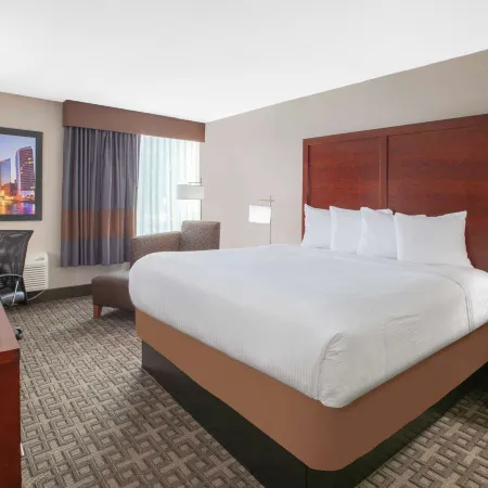 Baymont by Wyndham Grand Rapids Near Downtown