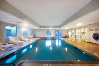 La Quinta Inn & Suites by Wyndham Omaha Airport Downtown Hotels in Carter Lake