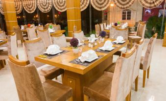 Tu Son Luxury Hotel