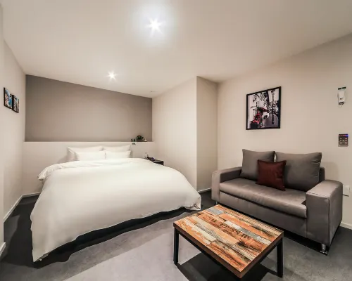 Hotel Maison Hotels near كنيسة ميلاك الكاثوليكية