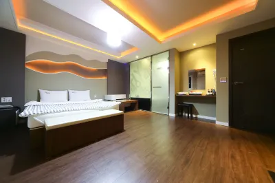 Gyeongsan Hue Hotels near Yeungnam University
