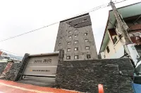 Changwon Jinhae 385 Hotels near Yeojwacheon Stream