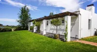 Klein Welmoed Luxury Guest House Hotel di Raithby