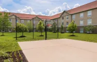 Larkspur Landing Extended Stay Suites St Louis Riverport Hotels in Earth City