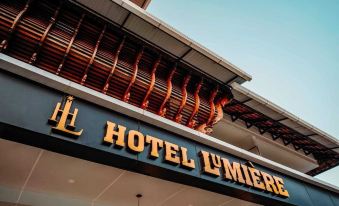 Hotel Lumiere
