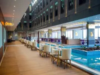 エッセンティア ラグジュアリー ホテル インドール - 高級