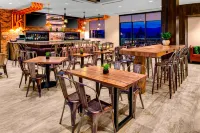 SpringHill Suites Bozeman - Breakfast