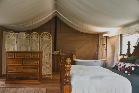 Silk Pavilions Glamping