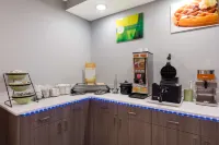 Quality Inn Near Casinos and Convention Center - sarapan