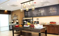 Hampton Inn by Hilton Lexington - breakfast