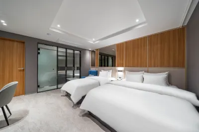 Jecheon the Wall Hotel Hotels near Jecheon Station