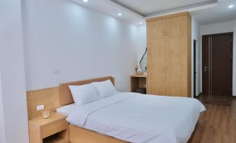 Honeymoon Hotel