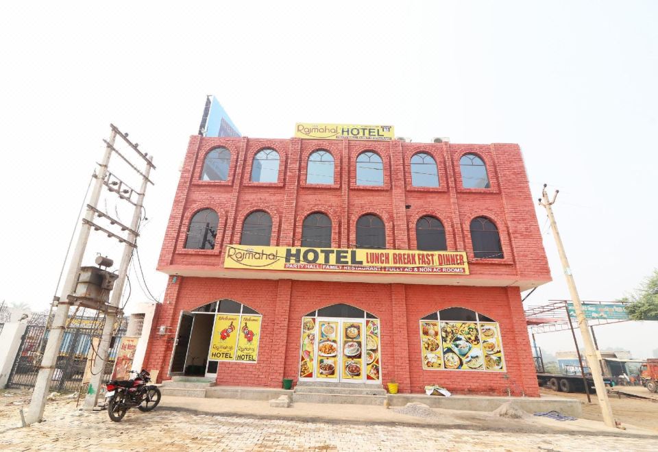 hotel overview picture