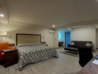 Econo Express Hotel Hotels near Del Valle
